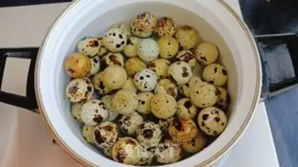 Make Meat sauce quail eggs step 1