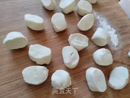 Make Soybean date buns step 4