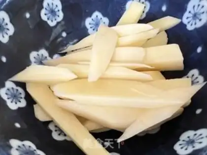 Make Salted fish potatoes and tofu step 1
