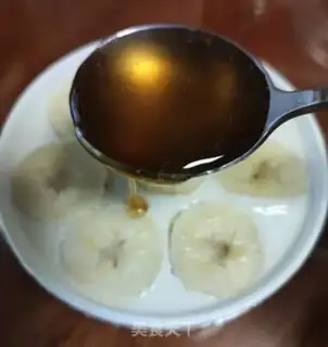 Make Sugar banana coconut cream step 5