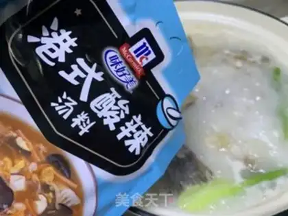 Make Spicy fish bone soup step 2