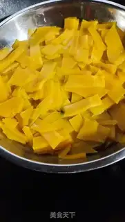 Make Pumpkin buns step 2