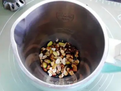 Make ♪ Red-tree pistachio black soy ♪ step 1