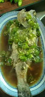 Make Pepper garlic juice for steamed fish step 6
