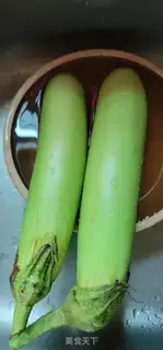 Make Meat and green eggplant step 0