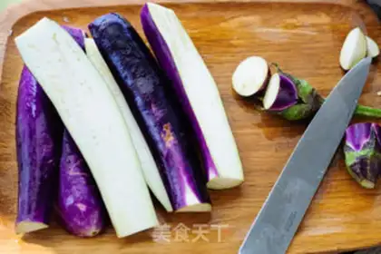 Make A hand tore fish and cheese step 1