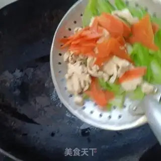 Make Chicken gravy step 12