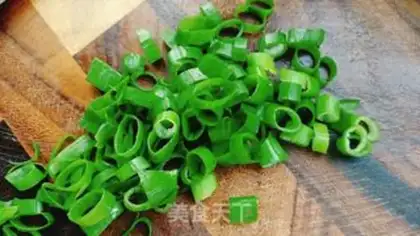 Make Weenie fried peas step 1