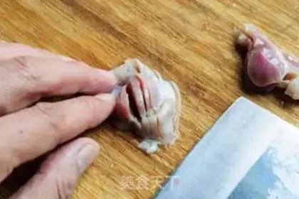 Make ♪ Hot, hot chicken ♪ step 0