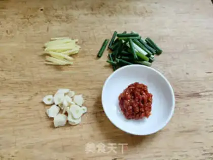 Make Hot chicken claws step 2