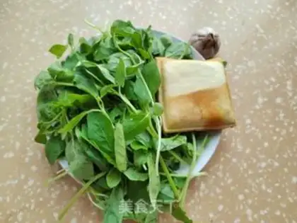 Make The soybeans dry sesame leaves step 0