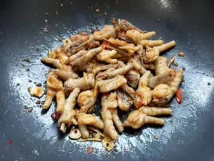 Make Hot chicken claws step 6