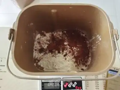 Make Black sugar chocolate bread step 1