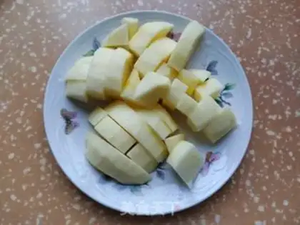 Make Apples are made with mashed potatoes step 1