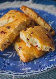 Make Cranberry scones step 9