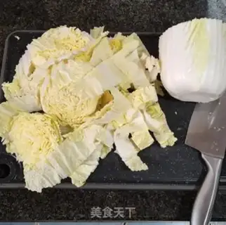 Make Garlic cabbage step 1