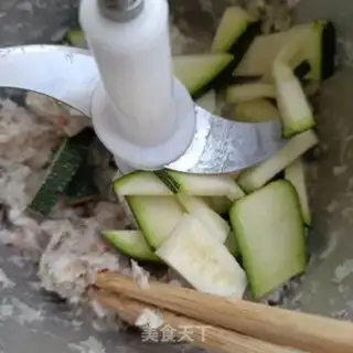 Make Shrimp sprouts step 2