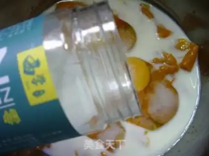 Make Paper cups of sweet pumpkin cake step 8