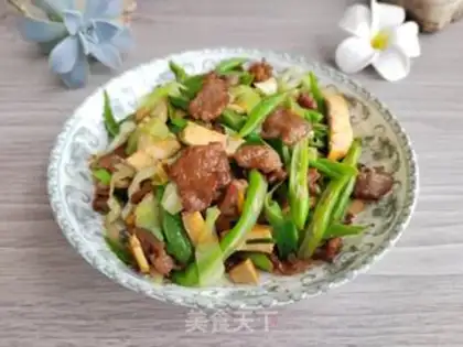 Make Four seasons of bean-covered beef step 5