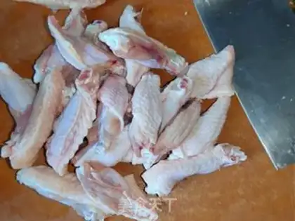 Make Garlic chicken wings step 1