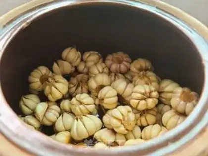 Make Garlic pickles step 9