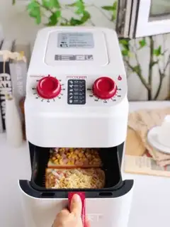 Make Three toast mini pizzas step 3