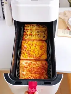 Make Three toast mini pizzas step 5