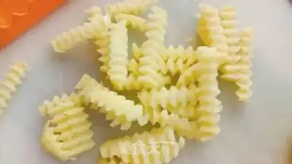 Make Bronze fries step 2