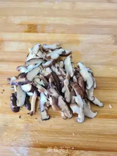Make Scrambled mushrooms step 2