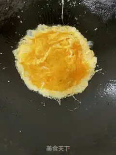 Make Garlic eggs for grandma step 2