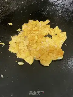 Make Garlic eggs for grandma step 3
