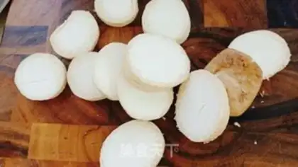 Make Plumbing mushrooms step 1