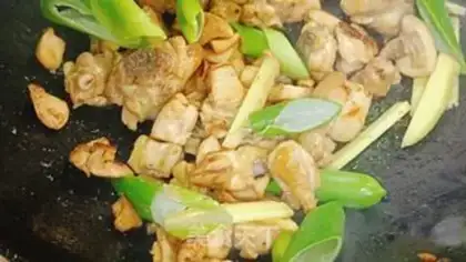 Make Yellow chicken step 7