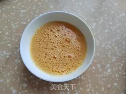 Make Scrambled eggs step 2