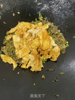 Make Garlic eggs for grandma step 9