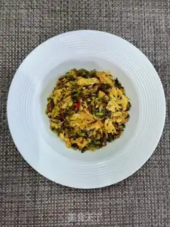 Make Garlic eggs for grandma step 10