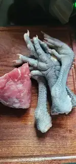 Make Psychic chicken foot and skinny soup step 0