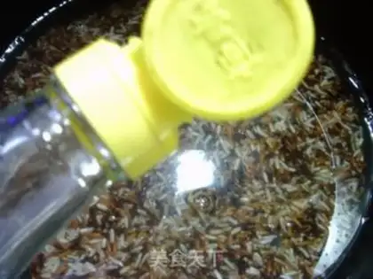 Make Three-coloured, rough rice step 3