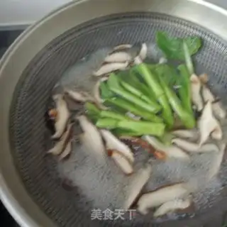 Make Cream mushrooms boiled eggs step 4