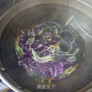 Make Carrots with purple kale step 5