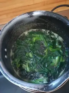 Make Spinach pickle soup step 4