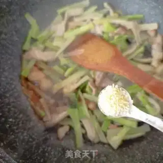Make Pork and broccoli step 13