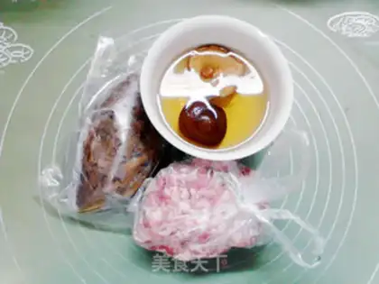 Make White corn paste dry sauce buns step 0