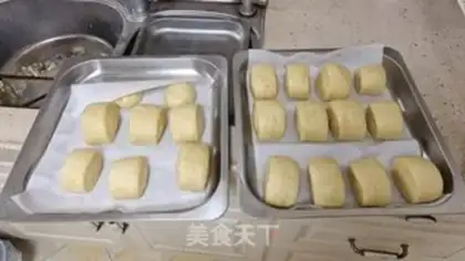 Make Sugarless egg milk buns step 1