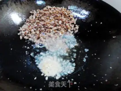Make White corn paste dry sauce buns step 3