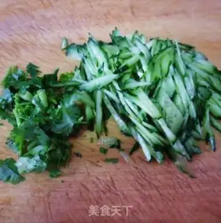 Make The greasy noodles step 4