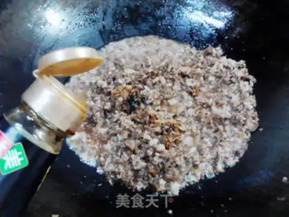 Make White corn paste dry sauce buns step 5