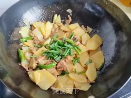 Make Potato fried meat step 5