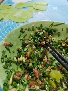 Make Squirty spinach step 0