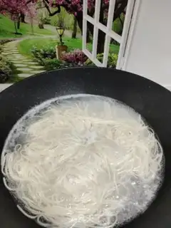 Make Breakfast egg noodles step 0